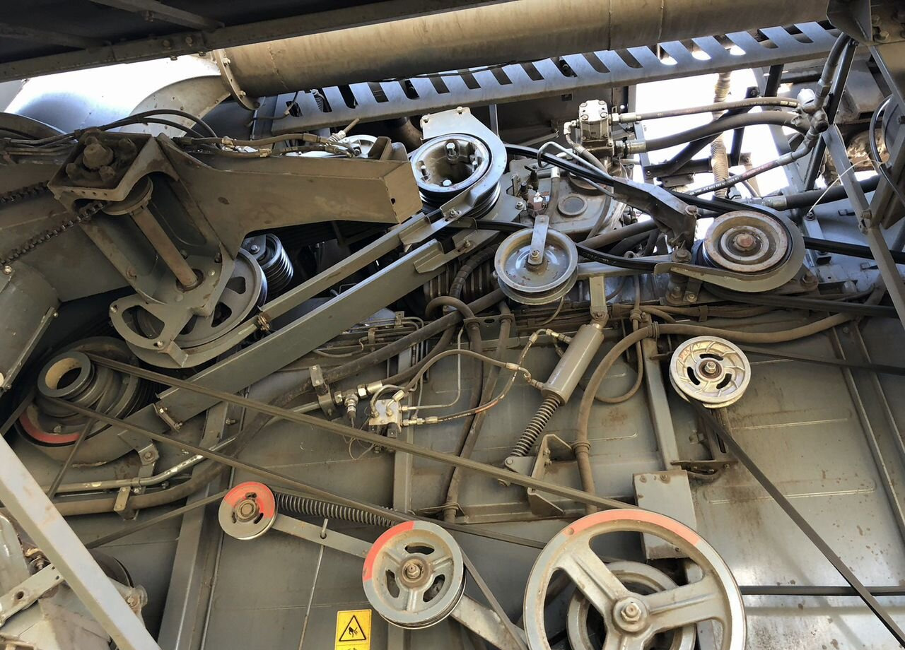 Зерноуборочный комбайн Ростсельмаш Acros 585: фото 12