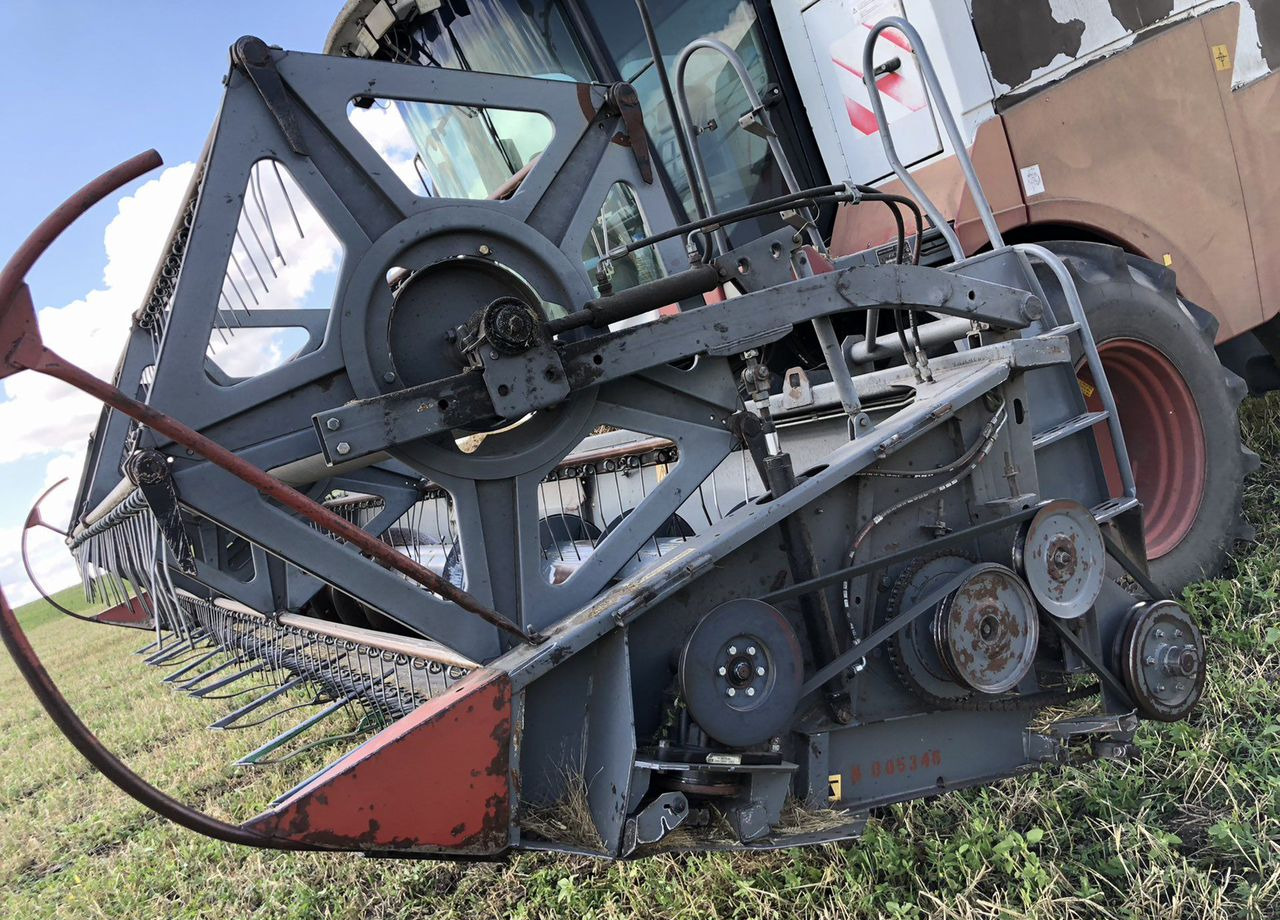 Ростсельмаш Acros 585 - Зерноуборочный комбайн: фото 4 Ростсельмаш Acros 585 - Зерноуборочный комбайн: фото 4