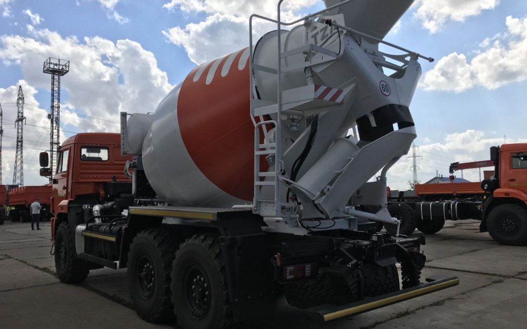 Автобетоносмеситель КамАЗ 43118 6х6 6 м3 2025 - Автобетоносмеситель: фото 5 Автобетоносмеситель КамАЗ 43118 6х6 6 м3 2025 - Автобетоносмеситель: фото 5