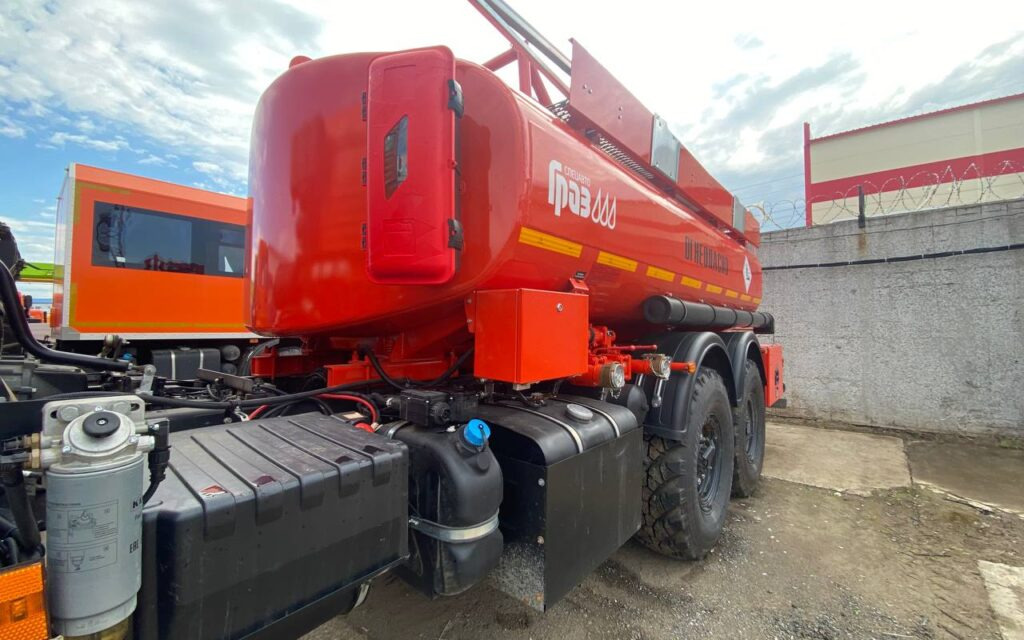 Автоцистерна КАМАЗ 5350-66 (D5), 2025 - Грузовик с цистерной: фото 3 Автоцистерна КАМАЗ 5350-66 (D5), 2025 - Грузовик с цистерной: фото 3