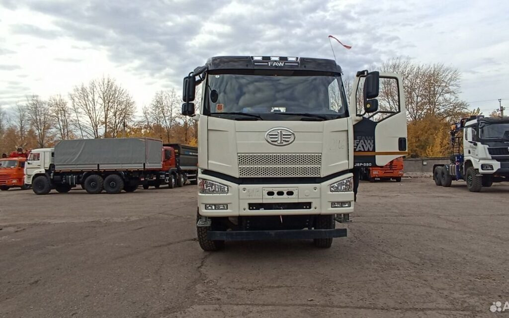 Бортовой грузовик FAW J6P 6х4 с КМУ DongYang SS2036, 2025 - Бортовой грузовик/ Платформа, Автоманипулятор: фото 2 Бортовой грузовик FAW J6P 6х4 с КМУ DongYang SS2036, 2025 - Бортовой грузовик/ Платформа, Автоманипулятор: фото 2