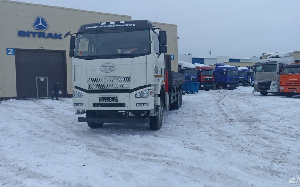 Бортовой грузовик FAW J6P CA3250 6х4 с КМУ Horyong 216 2025 - Бортовой грузовик/ Платформа, Автоманипулятор: фото 1 Бортовой грузовик FAW J6P CA3250 6х4 с КМУ Horyong 216 2025 - Бортовой грузовик/ Платформа, Автоманипулятор: фото 1