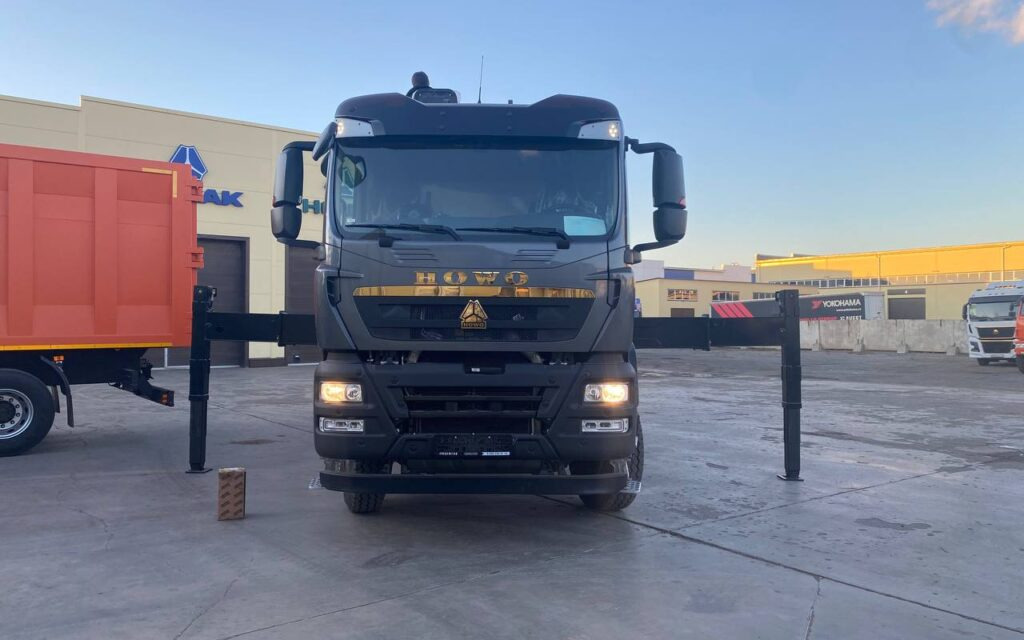 Бортовой грузовик/ Платформа, Автоманипулятор Бортовой грузовик HOWO T5G с КМУ RUSMAN KS2306, 2025: фото 13