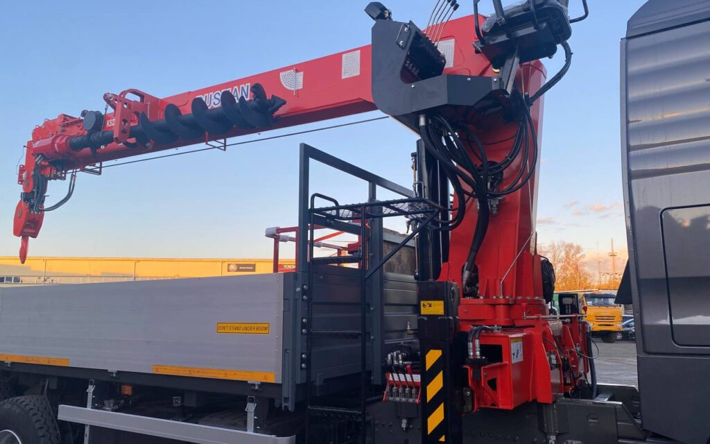 Бортовой грузовик HOWO T5G с КМУ RUSMAN KS2306, 2025 - Бортовой грузовик/ Платформа, Автоманипулятор: фото 3 Бортовой грузовик HOWO T5G с КМУ RUSMAN KS2306, 2025 - Бортовой грузовик/ Платформа, Автоманипулятор: фото 3