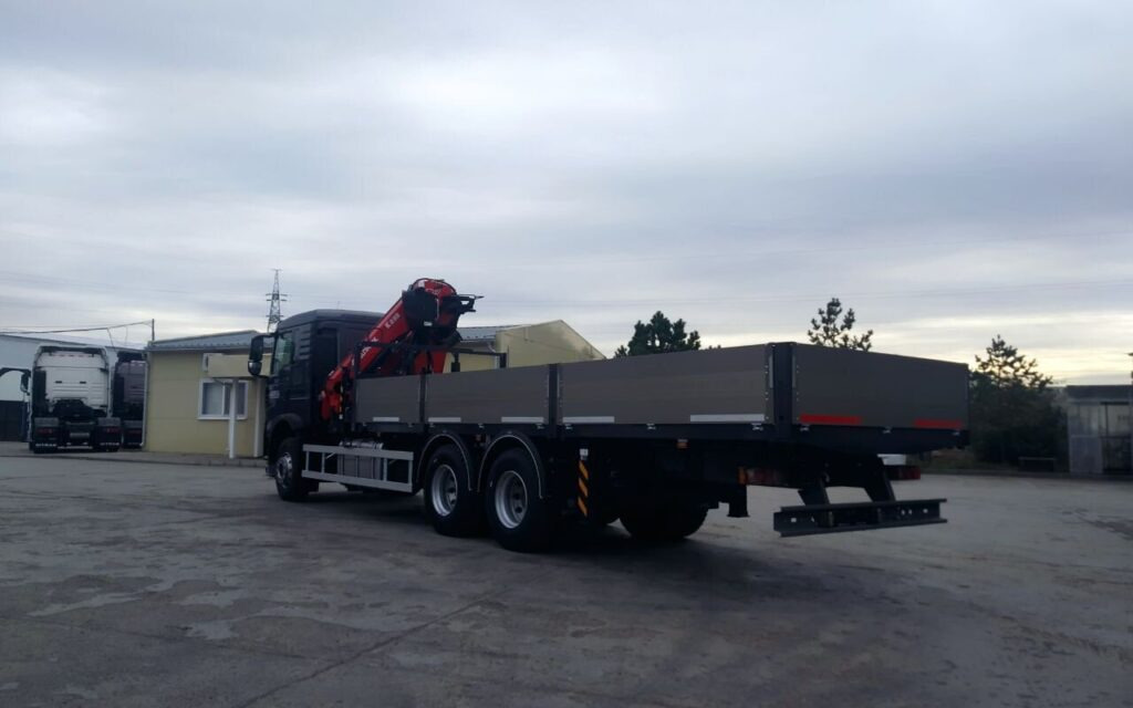 Бортовой грузовик/ Платформа, Автоманипулятор Бортовой грузовик Howo T5G 6х4 с КМУ Sunhunk K-238, 2025: фото 6 Бортовой грузовик/ Платформа, Автоманипулятор Бортовой грузовик Howo T5G 6х4 с КМУ Sunhunk K-238, 2025: фото 6