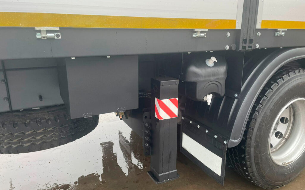 Бортовой грузовик Howo T5G с КМУ Horyong HRS216, 2025 - Бортовой грузовик/ Платформа, Автоманипулятор: фото 3 Бортовой грузовик Howo T5G с КМУ Horyong HRS216, 2025 - Бортовой грузовик/ Платформа, Автоманипулятор: фото 3