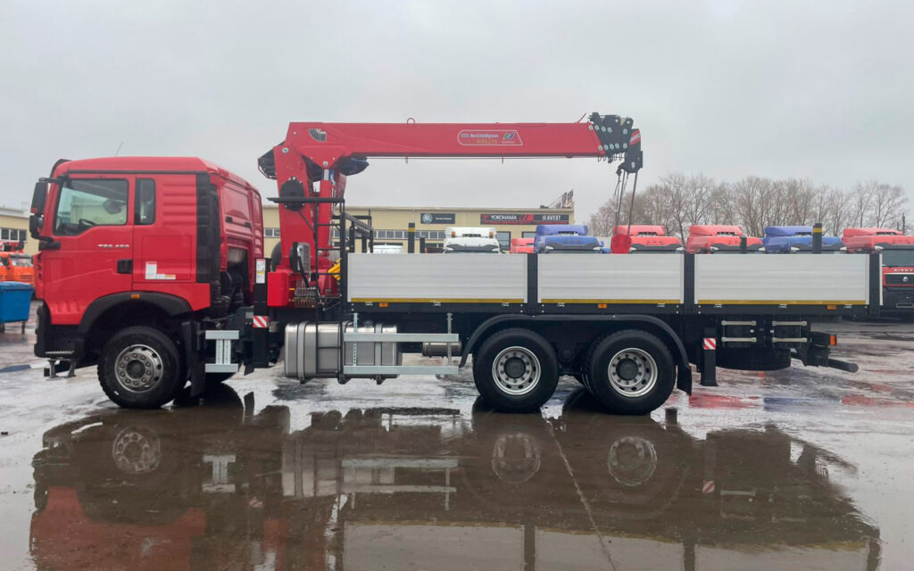 Бортовой грузовик/ Платформа, Автоманипулятор Бортовой грузовик Howo T5G с КМУ Horyong HRS216, 2025: фото 7