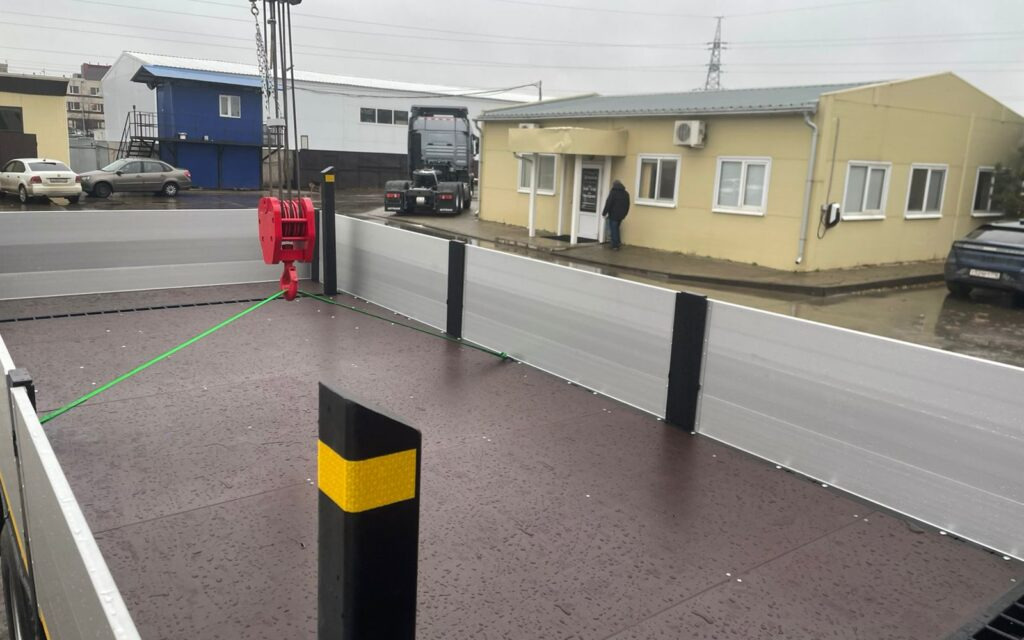 Бортовой грузовик Howo T5G с КМУ Horyong HRS216, 2025 - Бортовой грузовик/ Платформа, Автоманипулятор: фото 2 Бортовой грузовик Howo T5G с КМУ Horyong HRS216, 2025 - Бортовой грузовик/ Платформа, Автоманипулятор: фото 2