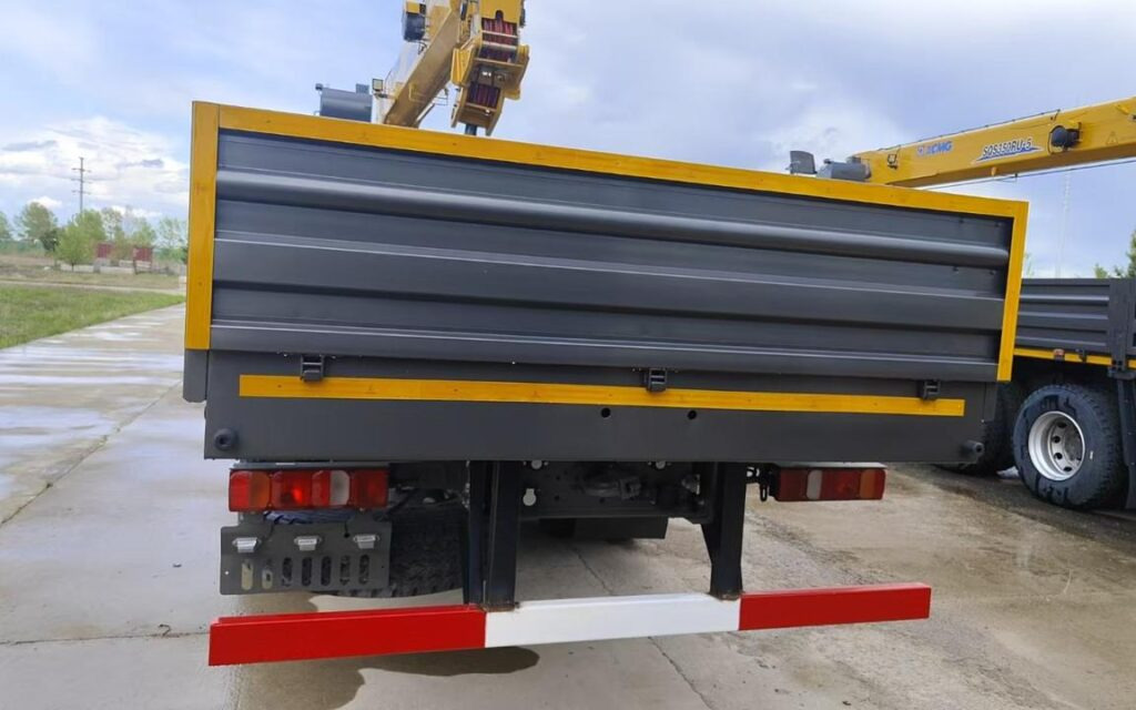 Бортовой грузовик/ Платформа, Автоманипулятор Бортовой грузовик Howo T5G с КМУ XCMG SQS350, 2025: фото 6 Бортовой грузовик/ Платформа, Автоманипулятор Бортовой грузовик Howo T5G с КМУ XCMG SQS350, 2025: фото 6