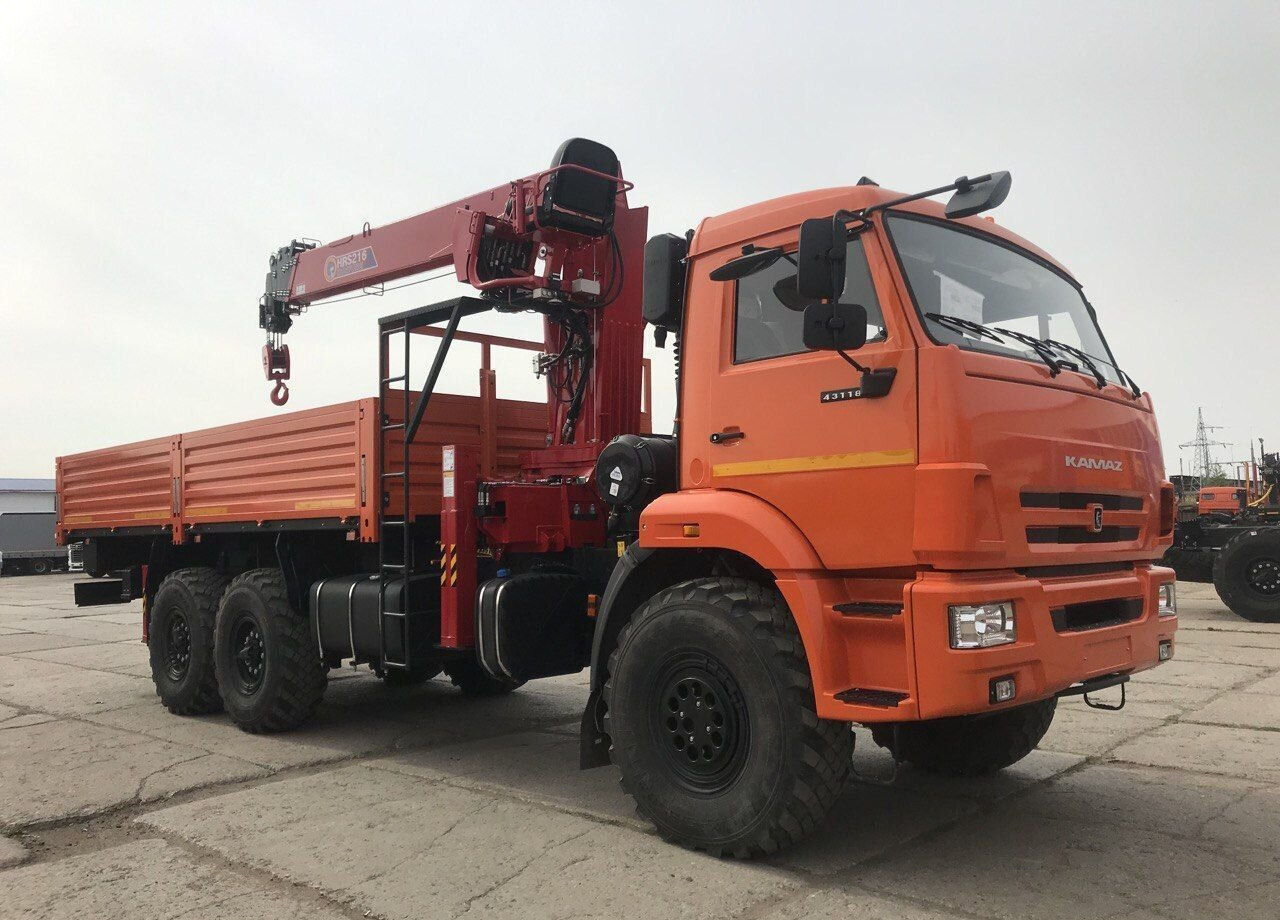 Новый Грузовик бортовой/ Платформа, Автоманипулятор Бортовой грузовик КАМАЗ 43118-50 6х6 с КМУ Horyong 216 2025: фото 6