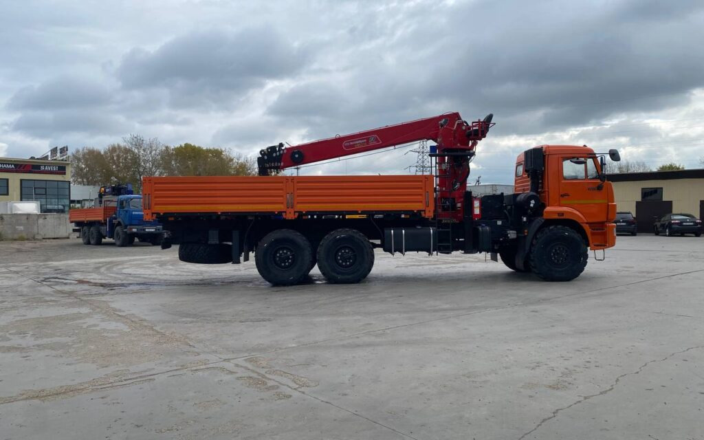 Бортовой грузовик КАМАЗ 43118-50 с КМУ Horyong HRS216, 2024 - Бортовой грузовик/ Платформа, Автоманипулятор: фото 2 Бортовой грузовик КАМАЗ 43118-50 с КМУ Horyong HRS216, 2024 - Бортовой грузовик/ Платформа, Автоманипулятор: фото 2