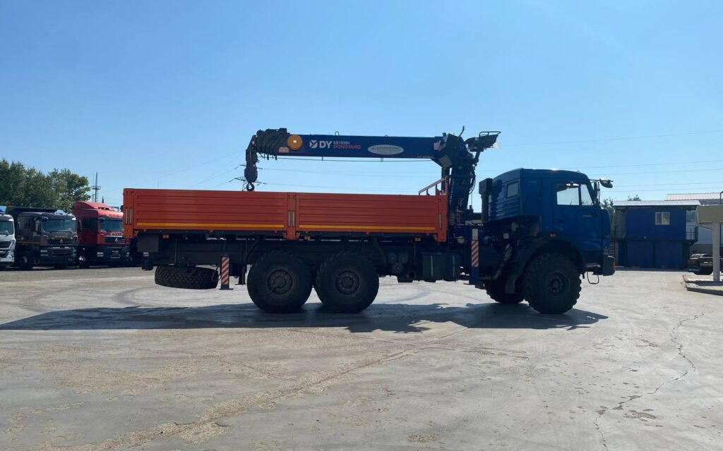 Бортовой грузовик КАМАЗ 43118 6х6 с КМУ DONGYANG 1926 2010 - Бортовой грузовик/ Платформа, Автоманипулятор: фото 4 Бортовой грузовик КАМАЗ 43118 6х6 с КМУ DONGYANG 1926 2010 - Бортовой грузовик/ Платформа, Автоманипулятор: фото 4