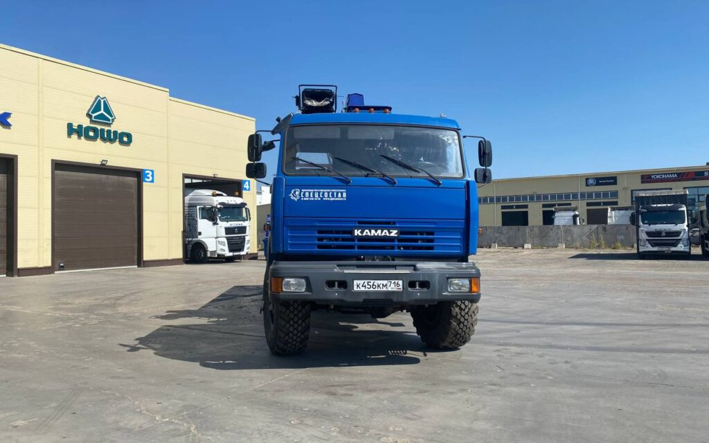 Бортовой грузовик КАМАЗ 43118 6х6 с КМУ DONGYANG 1926 2010 - Бортовой грузовик/ Платформа, Автоманипулятор: фото 2 Бортовой грузовик КАМАЗ 43118 6х6 с КМУ DONGYANG 1926 2010 - Бортовой грузовик/ Платформа, Автоманипулятор: фото 2