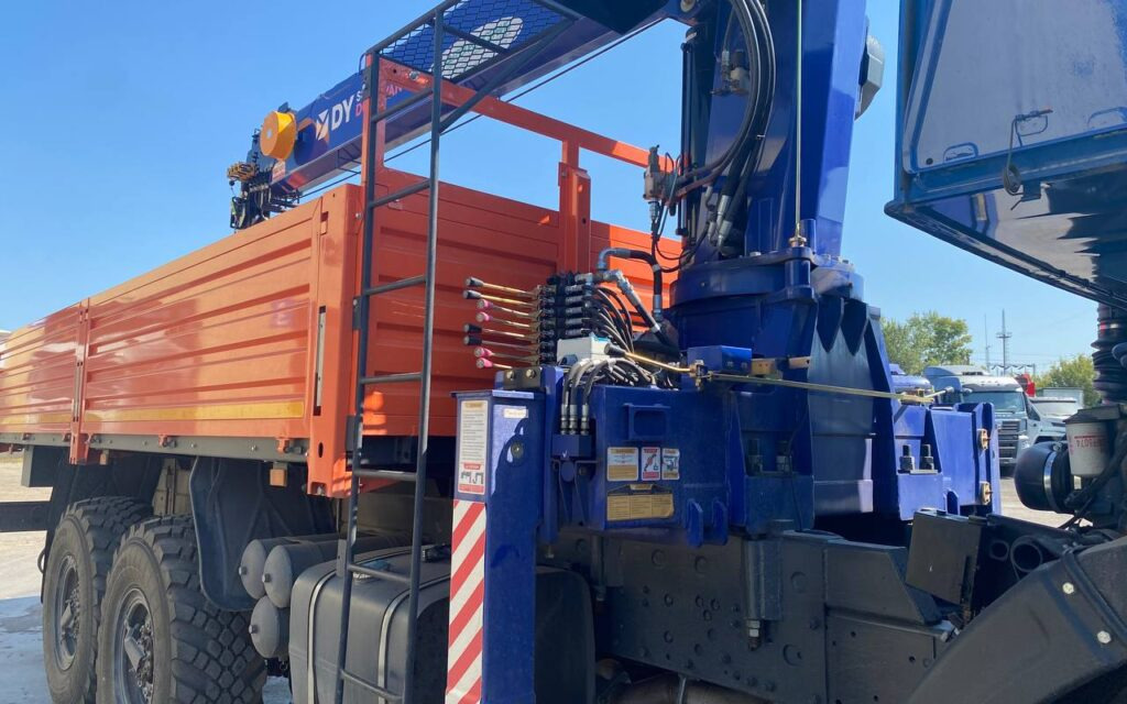 Бортовой грузовик/ Платформа, Автоманипулятор Бортовой грузовик КАМАЗ 43118 6х6 с КМУ DONGYANG 1926 2010: фото 18