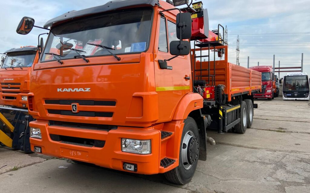 Бортовой грузовик/ Платформа, Автоманипулятор Бортовой грузовик КАМАЗ 65115 6х4 с КМУ Инман, 2025: фото 7