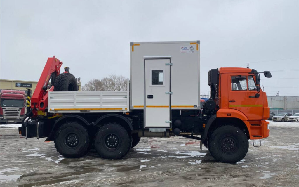 Бортовой грузовик/ Платформа, Автоманипулятор Бортовой грузовик Камаз 43118 6х6 ГПА с КМУ ИМ95: фото 6