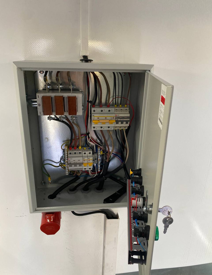 Бортовой грузовик/ Платформа, Автоманипулятор Бортовой грузовик Камаз 43118 6х6 ПАРМ с КМУ АНТ 7.5-2: фото 10