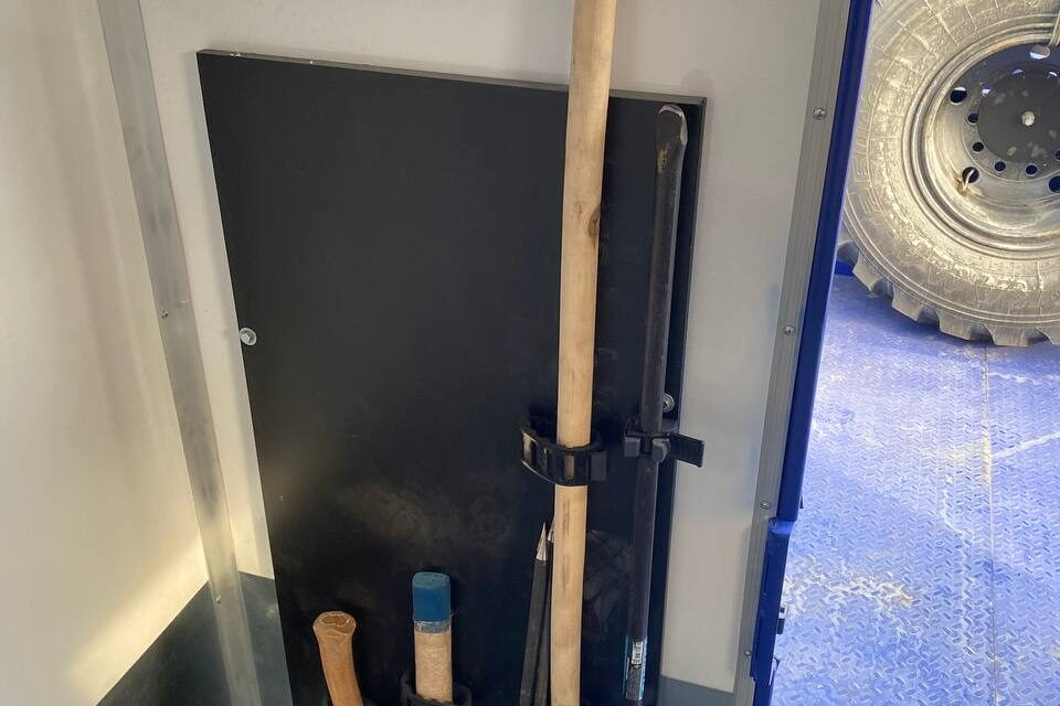 Бортовой грузовик/ Платформа, Автоманипулятор Бортовой грузовик Камаз 43118 6х6 ПАРМ с КМУ АНТ 7.5-2: фото 17 Бортовой грузовик/ Платформа, Автоманипулятор Бортовой грузовик Камаз 43118 6х6 ПАРМ с КМУ АНТ 7.5-2: фото 17