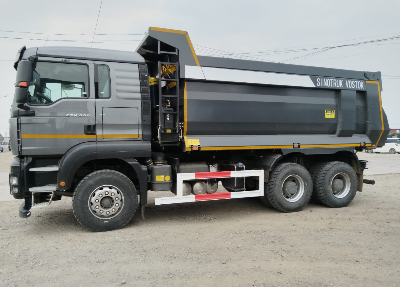 SITRAK C7H - Другая техника: фото 1 SITRAK C7H - Другая техника: фото 1