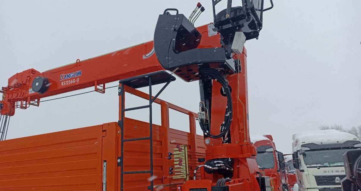 КАМАЗ 43118 с КМУ Kanglim 1256, 2025 - Грузовик бортовой/ Платформа, Автоманипулятор: фото 3 КАМАЗ 43118 с КМУ Kanglim 1256, 2025 - Грузовик бортовой/ Платформа, Автоманипулятор: фото 3