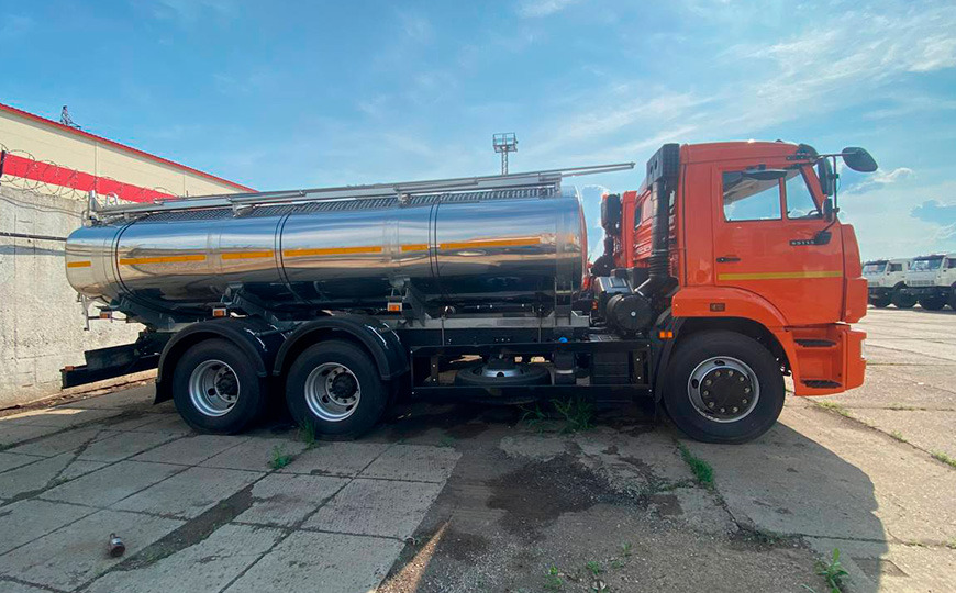 КАМАЗ 65115 6х4 пищевая цистерна (молоковоз) 17м3 2025 - Грузовик с цистерной: фото 1 КАМАЗ 65115 6х4 пищевая цистерна (молоковоз) 17м3 2025 - Грузовик с цистерной: фото 1