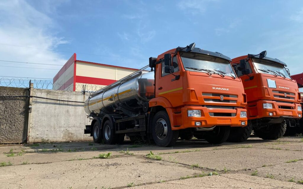 КАМАЗ 65115 6х4 пищевая цистерна (молоковоз) 17м3 2025 - Грузовик с цистерной: фото 3 КАМАЗ 65115 6х4 пищевая цистерна (молоковоз) 17м3 2025 - Грузовик с цистерной: фото 3