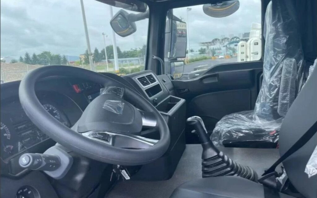 Самосвал Самосвал SITRAK C7H 6х4 26 м³ 2024: фото 12