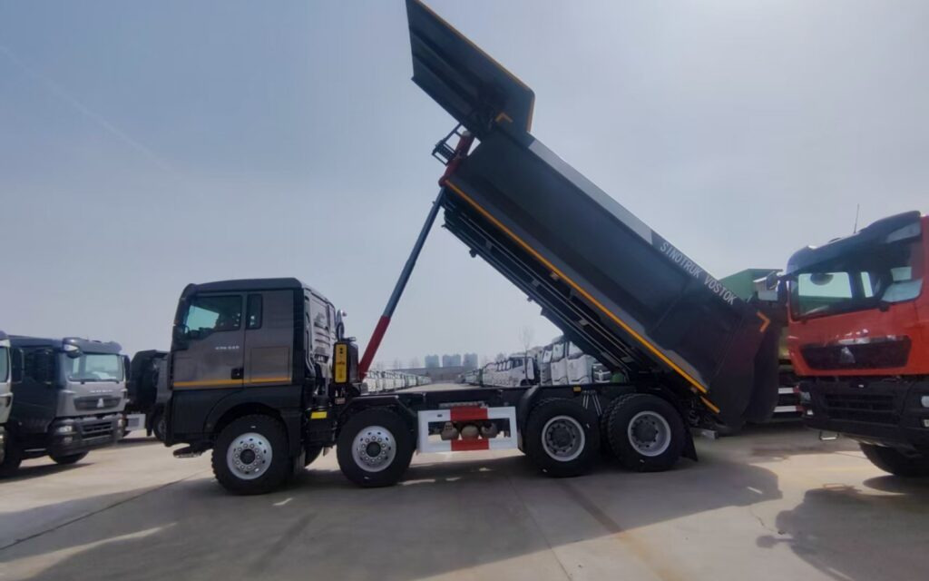 Самосвал Sitrak C7H 8×4 540 л.с. 23м3 2025г - Самосвал: фото 3 Самосвал Sitrak C7H 8×4 540 л.с. 23м3 2025г - Самосвал: фото 3