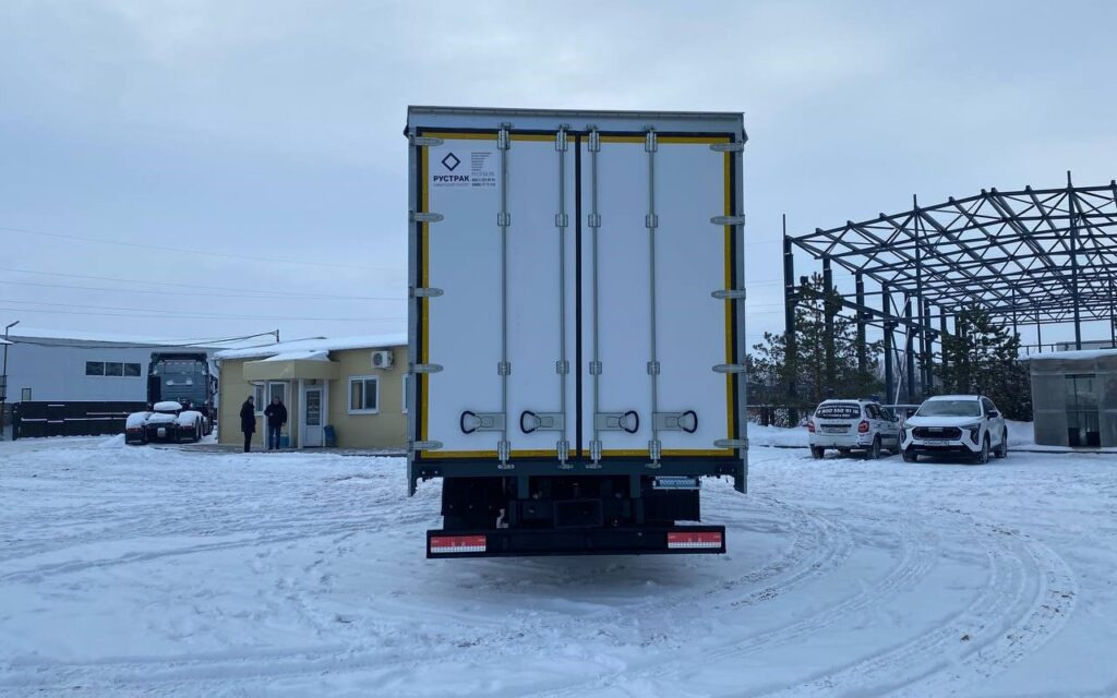 Тентованный грузовик Тентованный грузовик КАМАЗ 4388-007-69 4х2 2025: фото 8