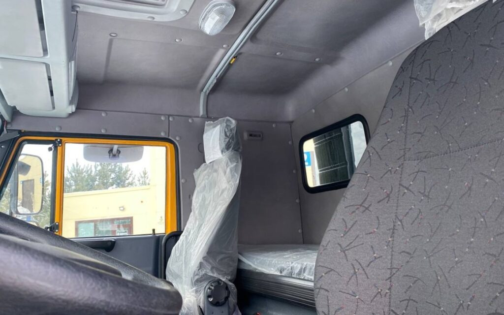 Тентованный грузовик Тентованный грузовик КАМАЗ 4388-007-69 4х2 2025: фото 13