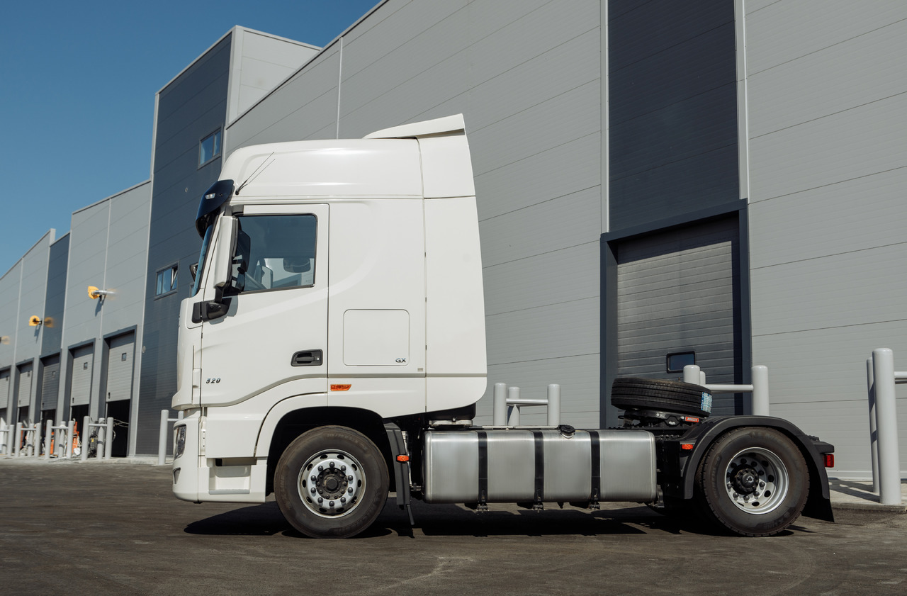 Тягач DongFeng DFH 4х2 520 л.с. АКПП пневматическая подвеска 2024 - Тягач: фото 3 Тягач DongFeng DFH 4х2 520 л.с. АКПП пневматическая подвеска 2024 - Тягач: фото 3