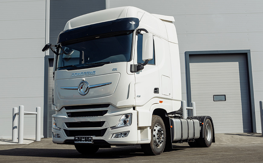 Тягач DongFeng DFH 4х2 520 л.с. АКПП пневматическая подвеска 2024 - Тягач: фото 1 Тягач DongFeng DFH 4х2 520 л.с. АКПП пневматическая подвеска 2024 - Тягач: фото 1