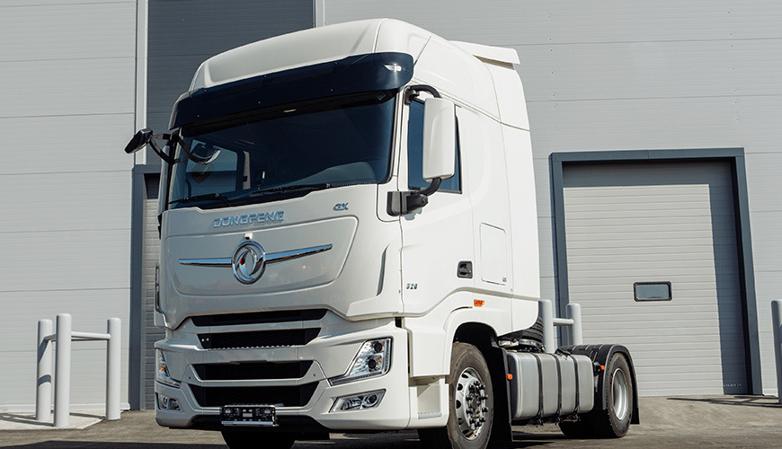 Тягач DongFeng DFH 4х2 520 л.с. АКПП пневматическая подвеска 2024 - Тягач: фото 1 Тягач DongFeng DFH 4х2 520 л.с. АКПП пневматическая подвеска 2024 - Тягач: фото 1