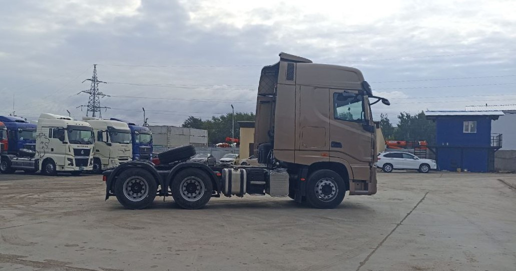 Тягач DongFeng GX 6х4 508 л.с. АКПП пневматическая подвеска 2024 - Тягач: фото 4 Тягач DongFeng GX 6х4 508 л.с. АКПП пневматическая подвеска 2024 - Тягач: фото 4