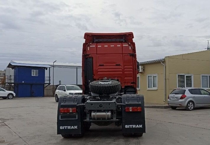 Новый Тягач Тягач Sitrak C7H 6х4 540 л.с. МКПП рессорная подвеска 2023: фото 7 Новый Тягач Тягач Sitrak C7H 6х4 540 л.с. МКПП рессорная подвеска 2023: фото 7
