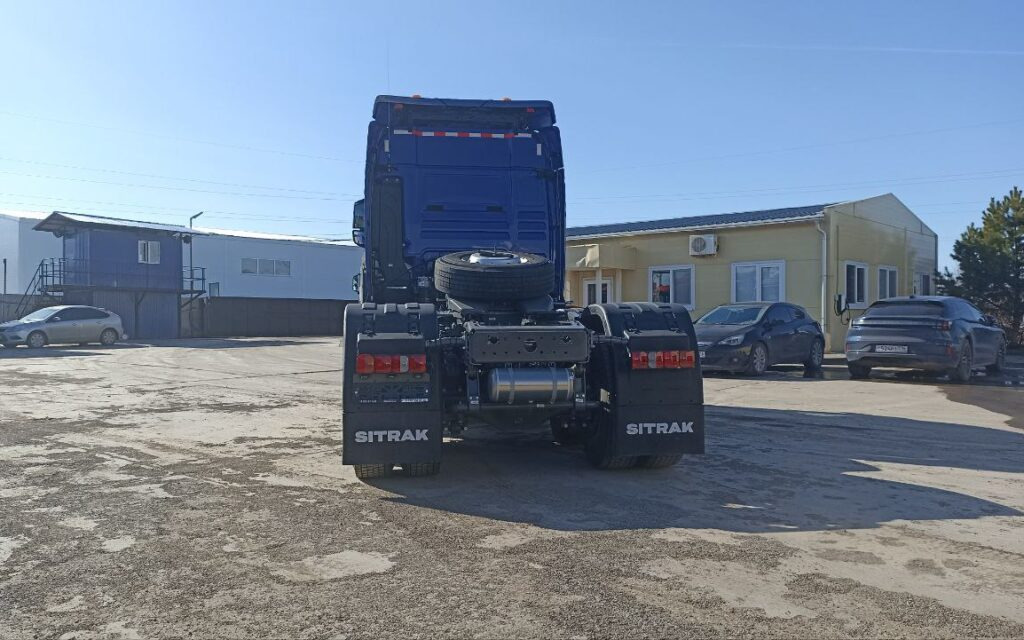 Тягач Sitrak C7H 6х4 540 л.с. МКПП рессорная подвеска 2023г - Тягач: фото 3 Тягач Sitrak C7H 6х4 540 л.с. МКПП рессорная подвеска 2023г - Тягач: фото 3