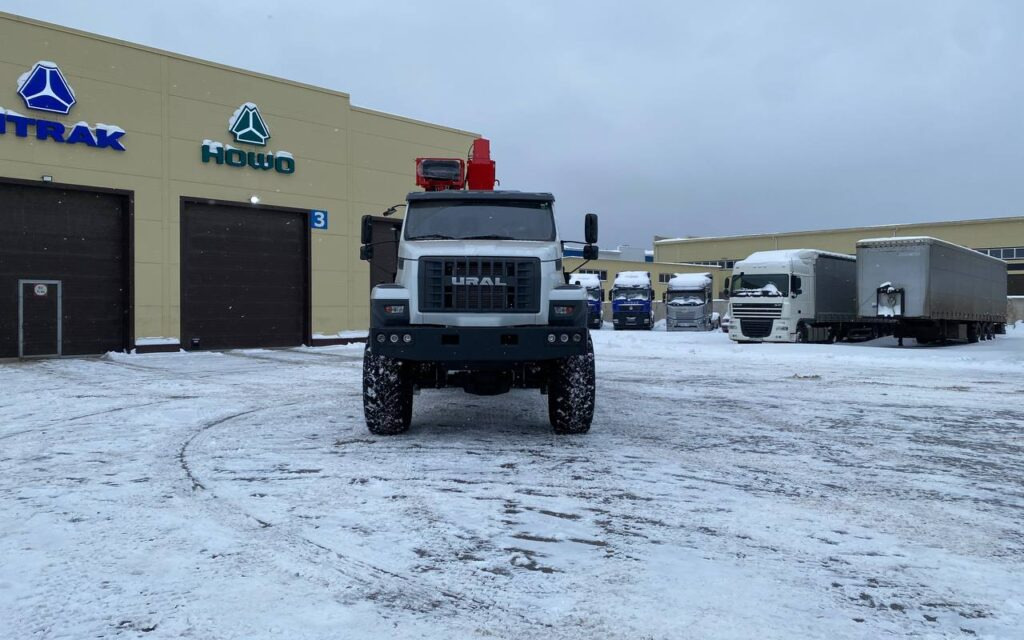 Бортовой грузовик/ Платформа, Автоманипулятор Урал Next с КМУ HORYONG HRS216, 2025: фото 10