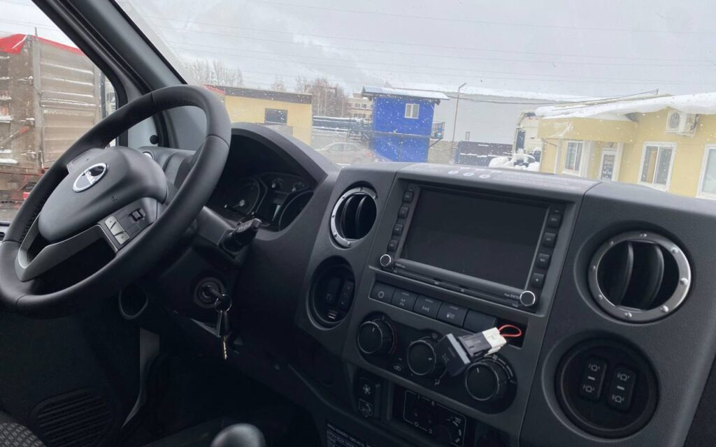 Бортовой грузовик/ Платформа, Автоманипулятор Урал Next с КМУ HORYONG HRS216, 2025: фото 14