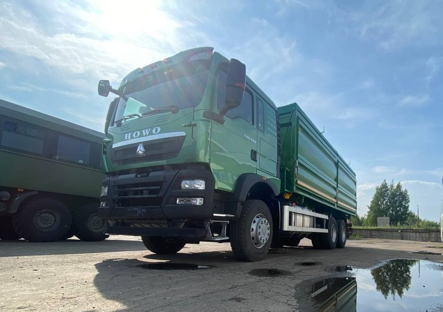 Зерновоз Howo T5G 6х4 400 л.с. 23м3 2025 - Самосвал: фото 1 Зерновоз Howo T5G 6х4 400 л.с. 23м3 2025 - Самосвал: фото 1