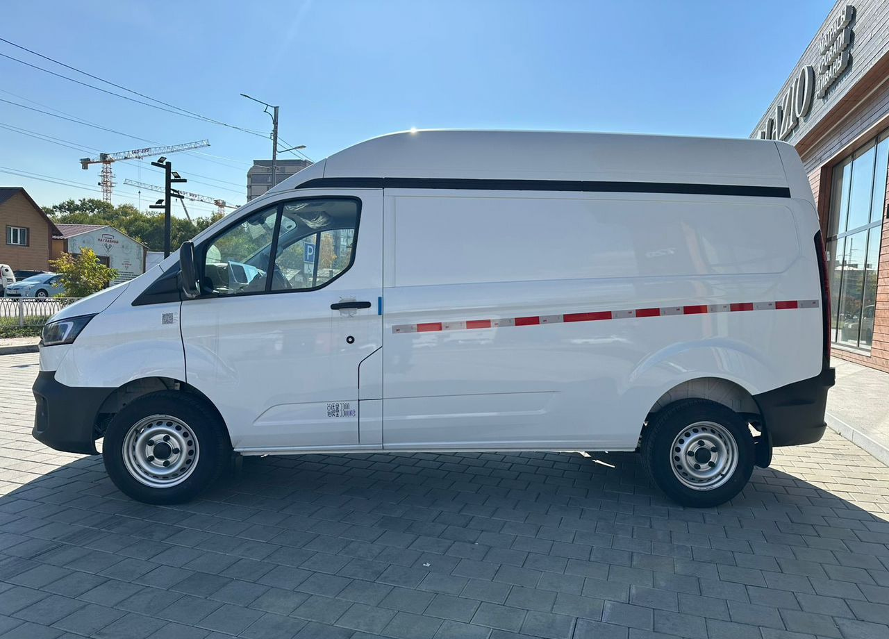 Ford Transit - Цельнометаллический фургон: фото 1 Ford Transit - Цельнометаллический фургон: фото 1