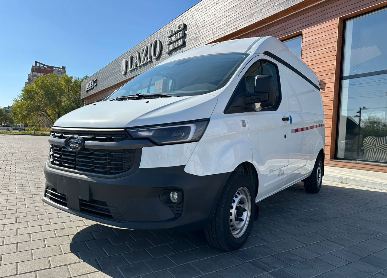 Ford Transit - Цельнометаллический фургон: фото 4 Ford Transit - Цельнометаллический фургон: фото 4
