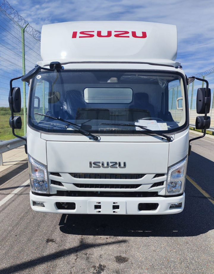 Isuzu Elf - Изотермический грузовик: фото 2 Isuzu Elf - Изотермический грузовик: фото 2