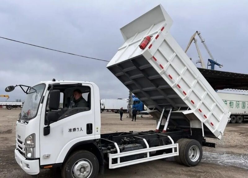 Новый Самосвал Isuzu Elf: фото 8