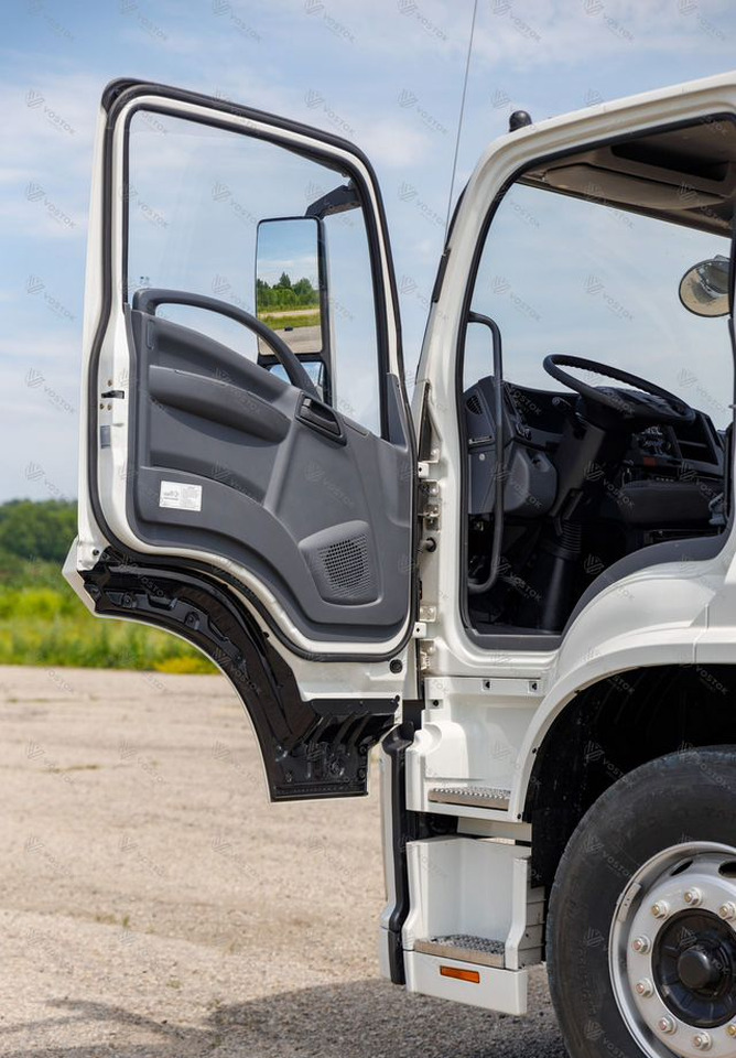 Новый Грузовик бортовой/ Платформа, Автоманипулятор Isuzu Giga (C-series): фото 16