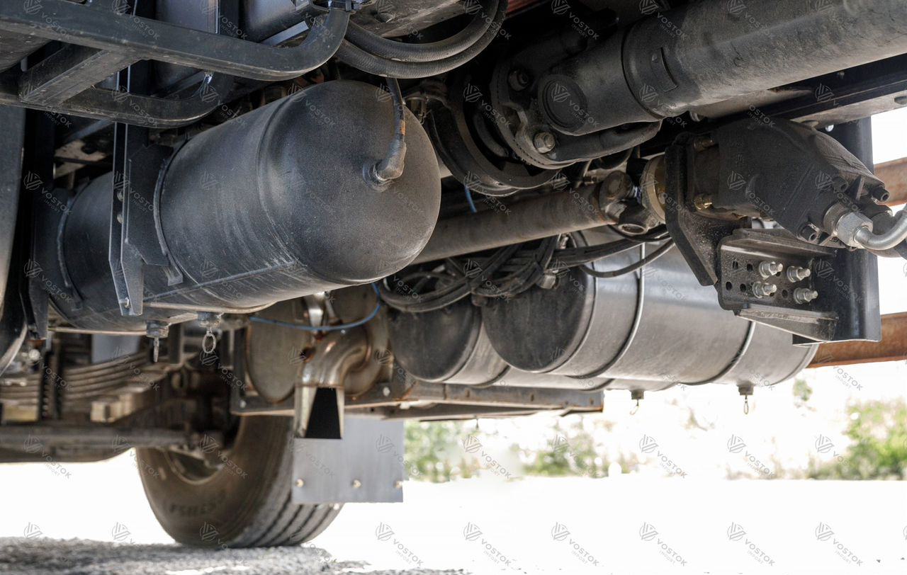 Новый Грузовик бортовой/ Платформа, Автоманипулятор Isuzu Giga (C-series): фото 23