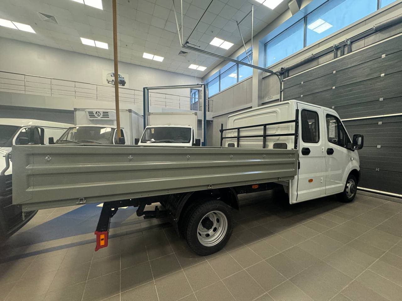 ГАЗ Газель Next A22R33 - Грузовик бортовой/ Платформа: фото 2 ГАЗ Газель Next A22R33 - Грузовик бортовой/ Платформа: фото 2