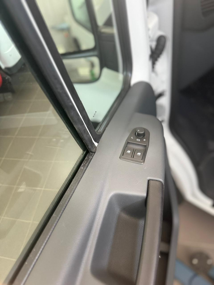 ГАЗ Соболь НН А32S12 - Цельнометаллический фургон: фото 3 ГАЗ Соболь НН А32S12 - Цельнометаллический фургон: фото 3