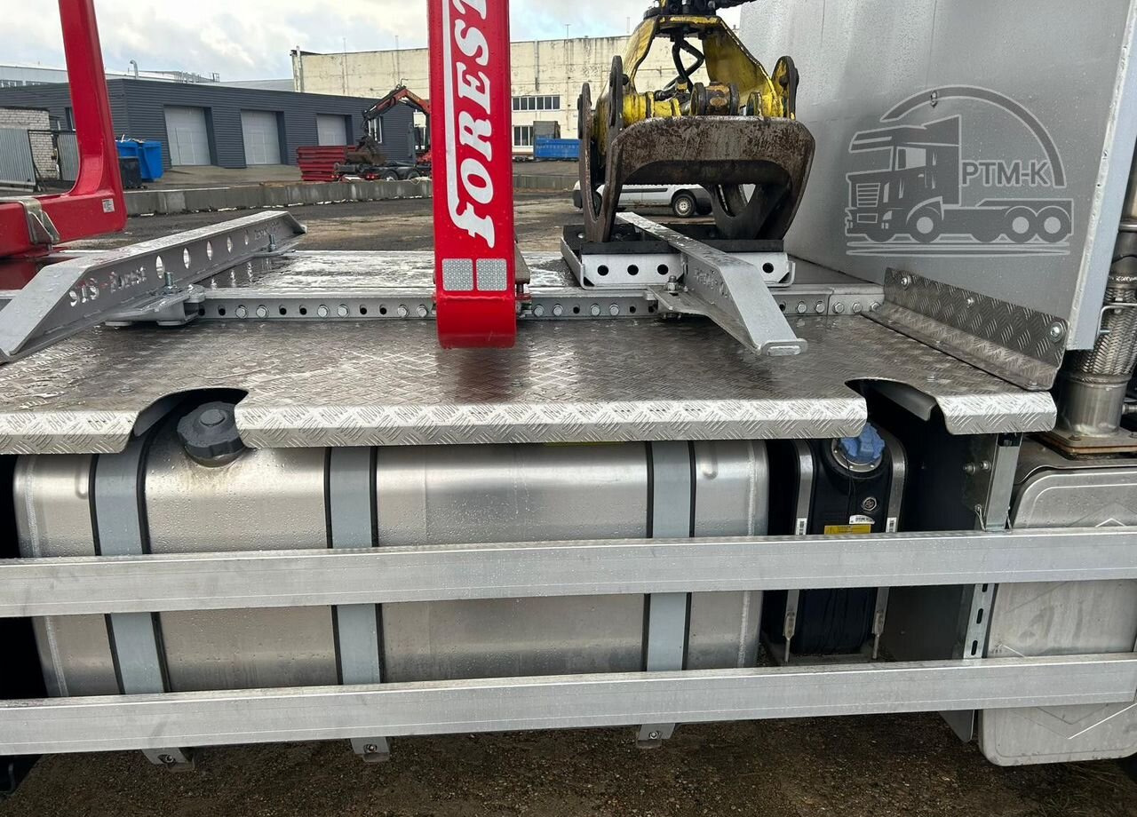 Новый Лесовоз, Автоманипулятор SITRAK C7H: фото 7