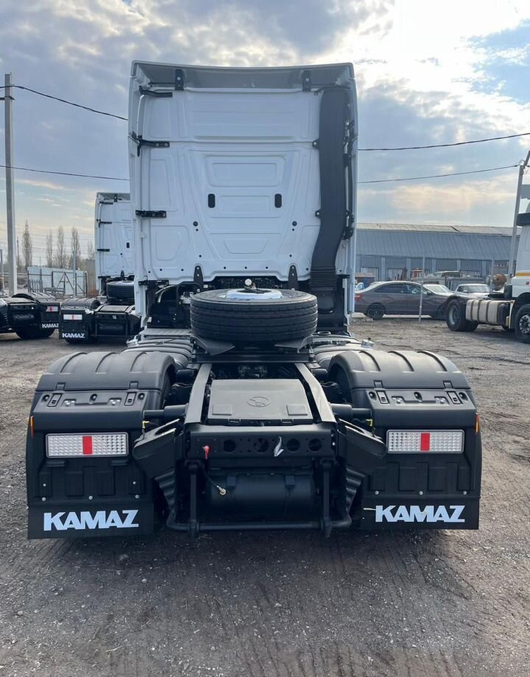 Новый Тягач КАМАЗ 54901: фото 7