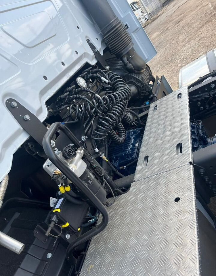 Новый Тягач КАМАЗ 54901: фото 8